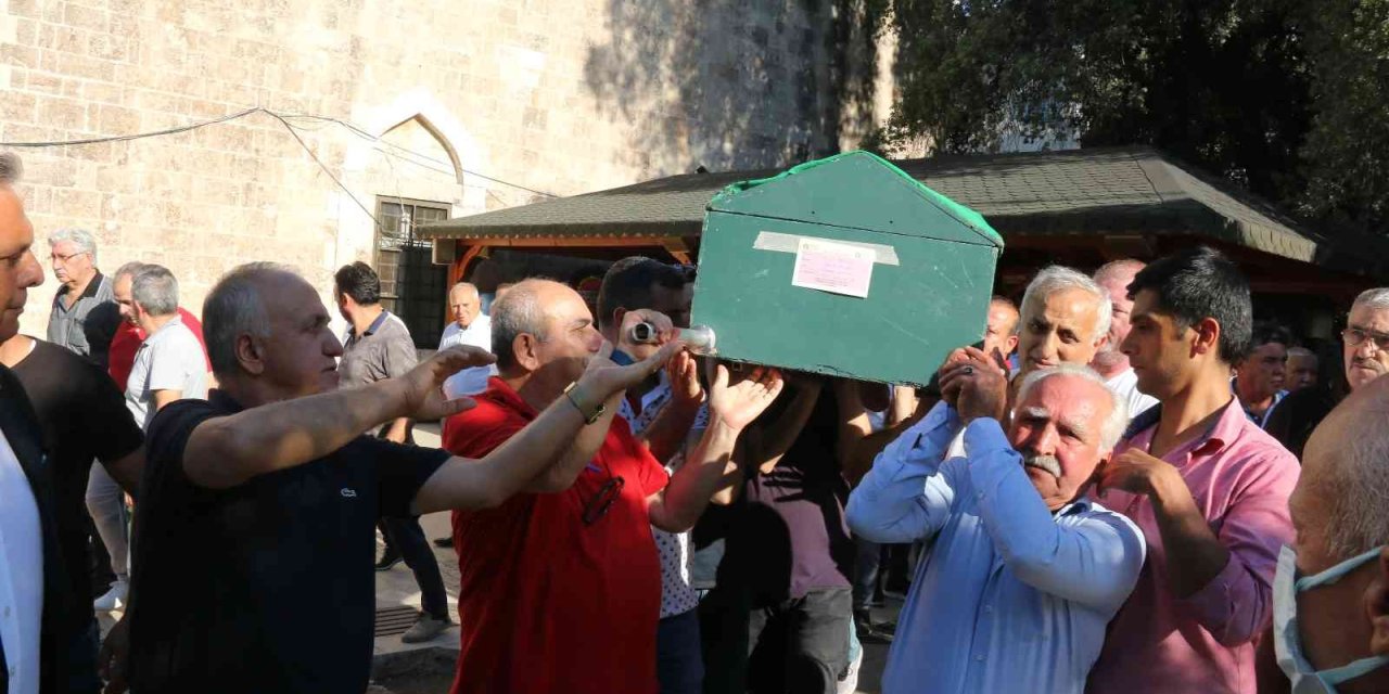 Türkiye Kasaplar Federasyonu Başkanı Yardımcı’nın Annesi Son Yolcuğuna Uğurlandı