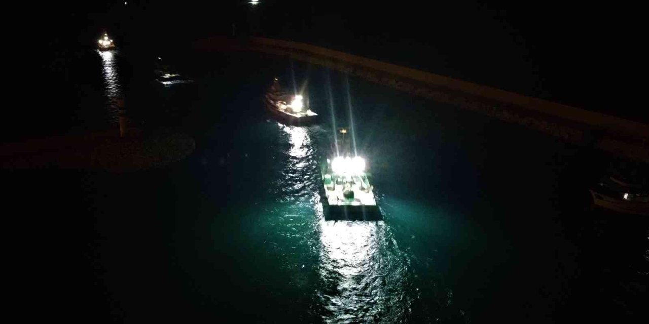 Akdenizli Balıkçılar "vira Bismillah" Dedi