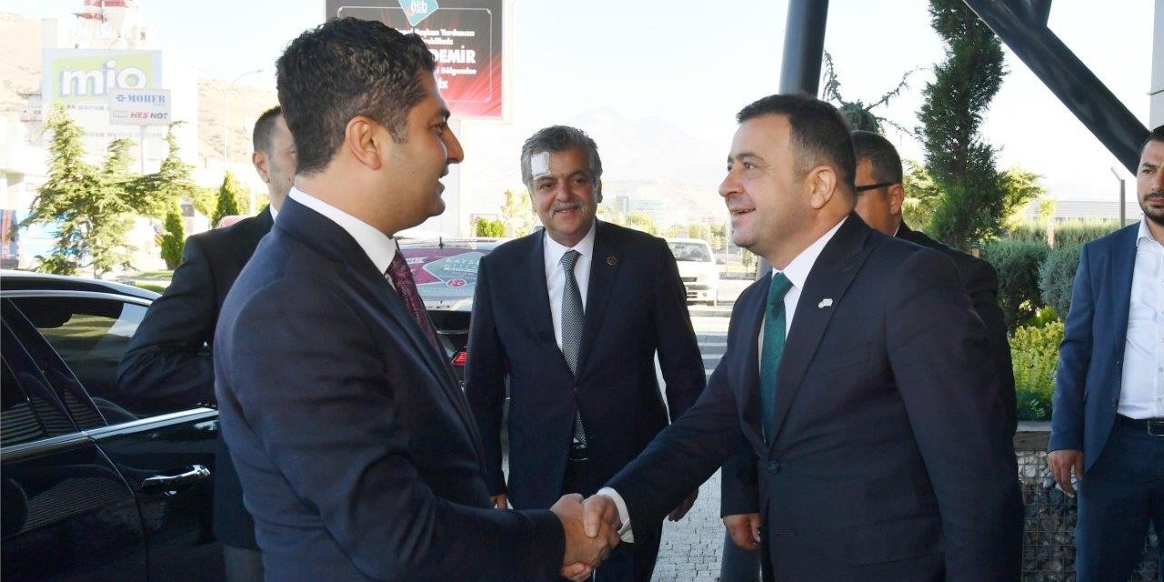 Özdemir’den Kayseri Osb Yönetimine Hayırlı Olsun Ziyareti