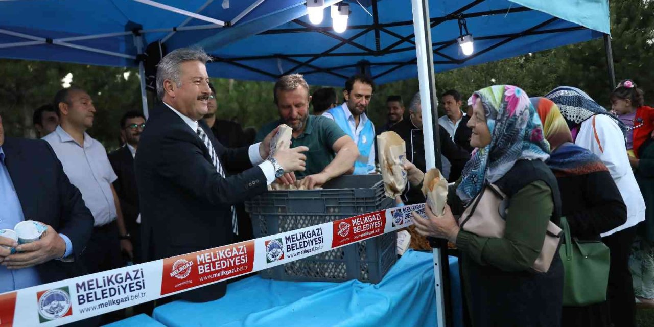 Başkan Dr. Palancıoğlu: “erciyes Dağımızın Giriş Kapısı Olan Şirin Hisarcık Mahalle Halkı İle Beraberdik’’