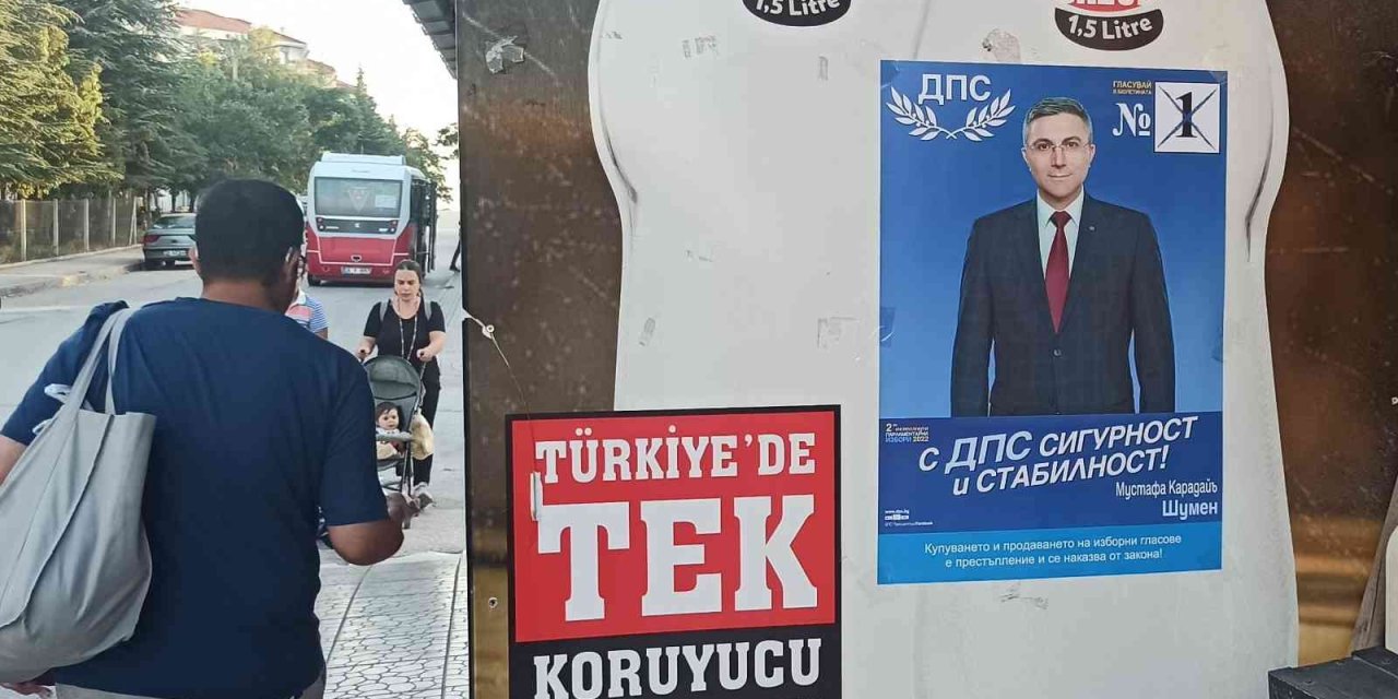 Bulgaristan’daki Seçimin Afişleri Eskişehir’de Asılmaya Başlandı