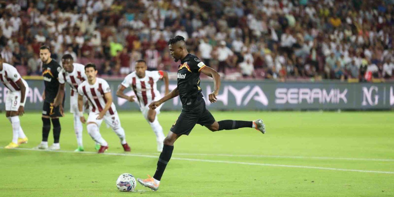 Bernard Mensah İlk Golünü Attı