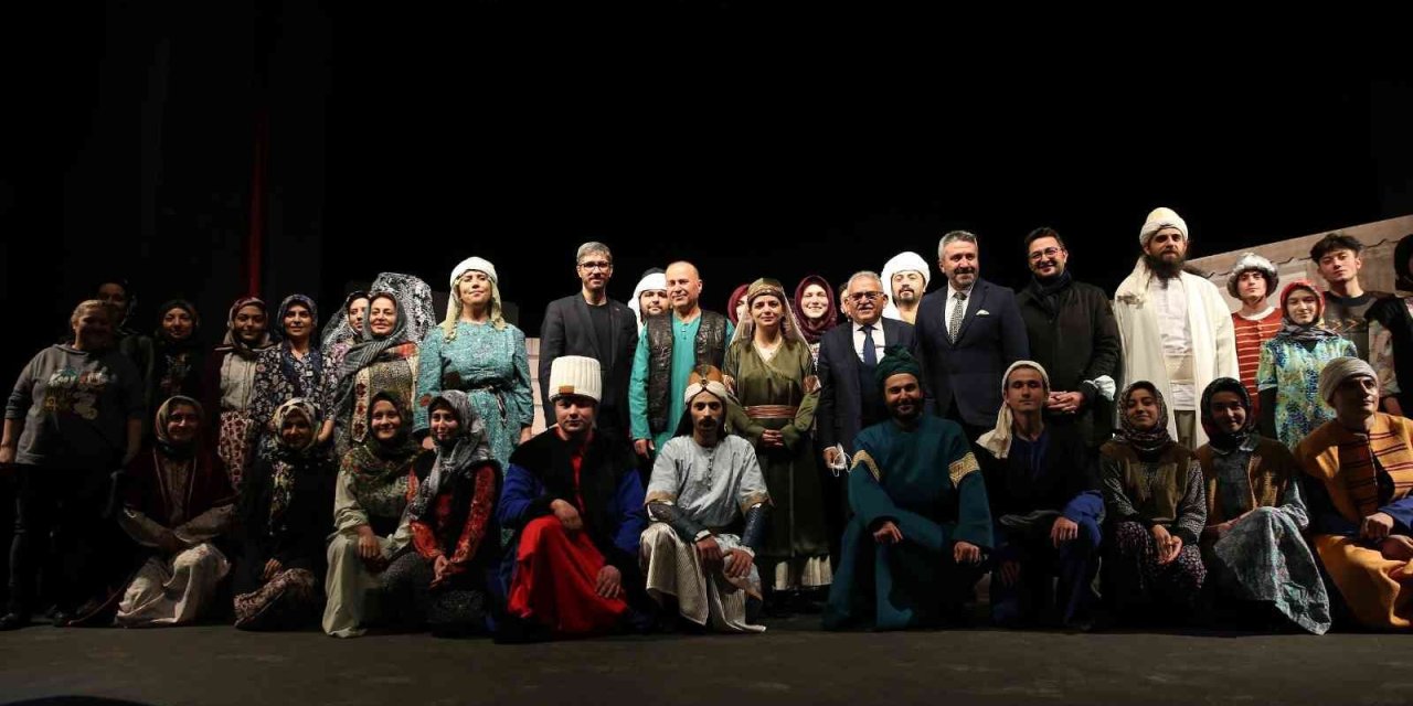 Başkan Büyükkılıç’ın Kültür Sanata Büyük Yatırımı Takdir Topladı