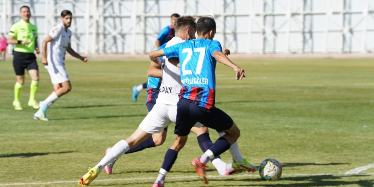 TFF 3. Lig: 68 Aksaray Belediyespor: 1 - Beyoğlu Yeni Çarşı SK: 3