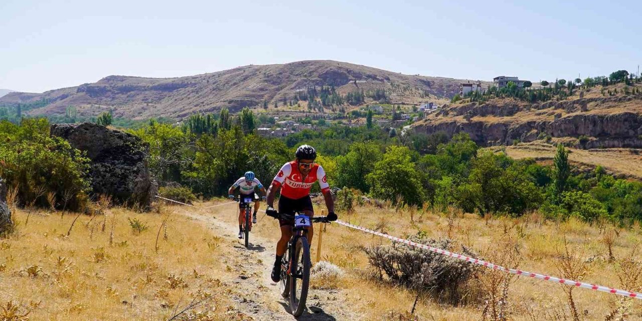 Bisiklet Milli Takımı, Koramaz Vadisi’ndeki Yarışlarda Kürsüyü Kapattı