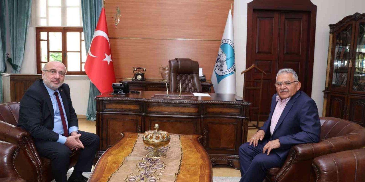 Başkan Büyükkılıç, Erü Ve Kayü Rektörleri İle Bir Araya Geldi