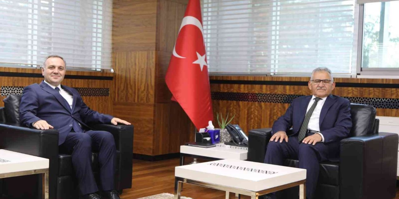 Rektör Altun, Vali Çiçek Ve Başkan Büyükkılıç’ı Ziyaret Etti