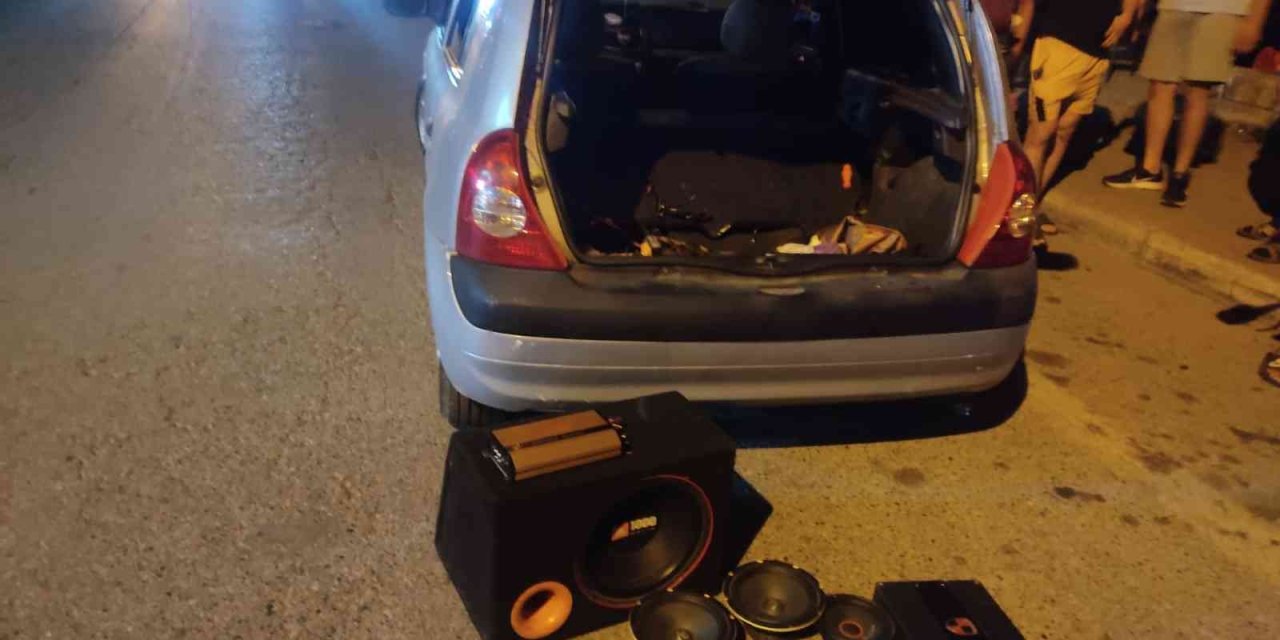 Alanya’da 442 Sürücüye 117 Bin 205 Tl Ceza Kesildi