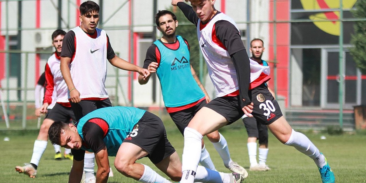 Eskişehirspor, Hacettepe 1945 Sk Maçına Hazırlanıyor