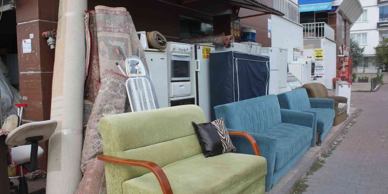 Üniversitelerin Açılmasıyla İkinci El Eşya Satıcılarında Hareketlilik