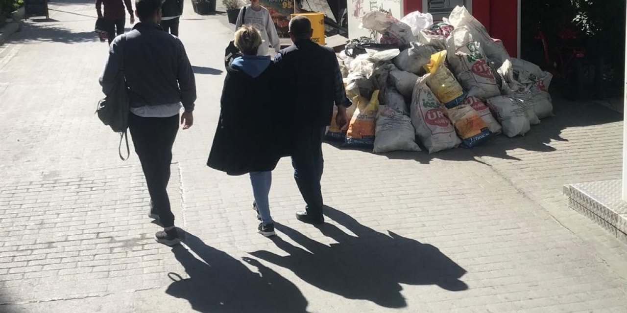 Adalar’a Duyarsızca Bırakılan Atık Birikintisi Tepki Çekti