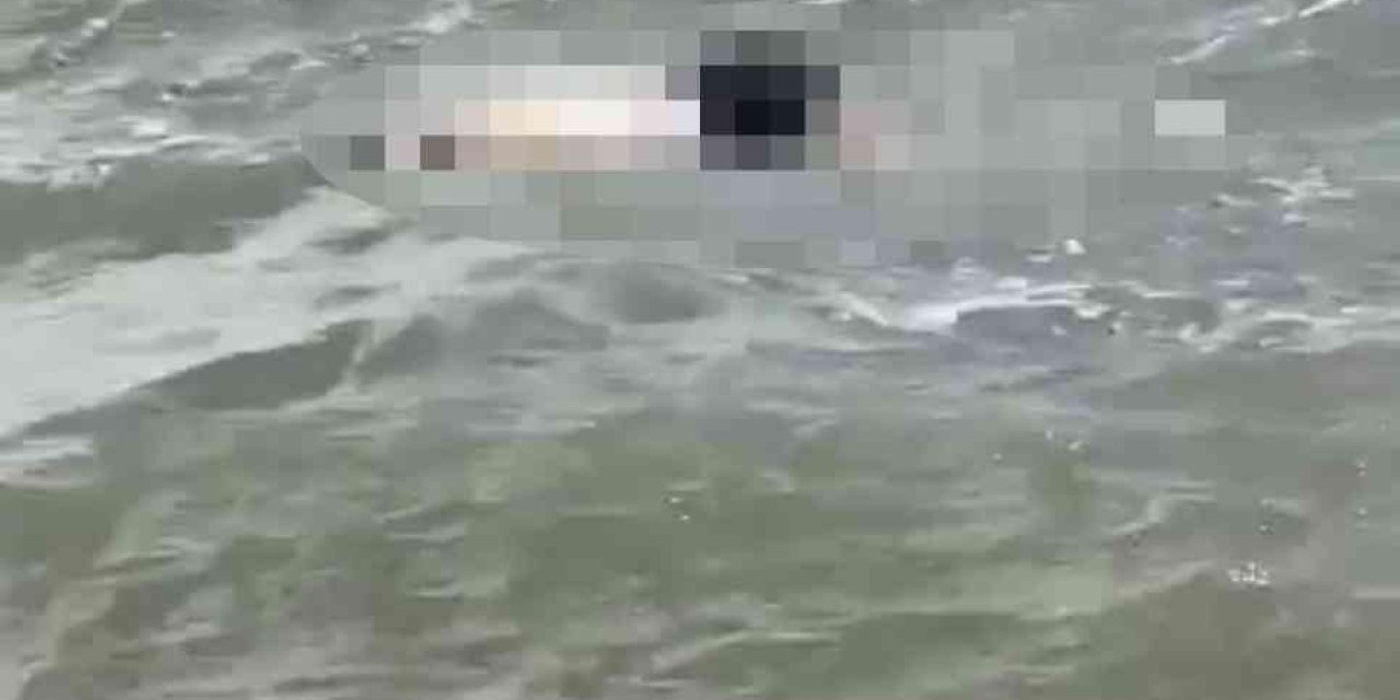 Antalya’da Denizde Erkek Cesedi Bulundu