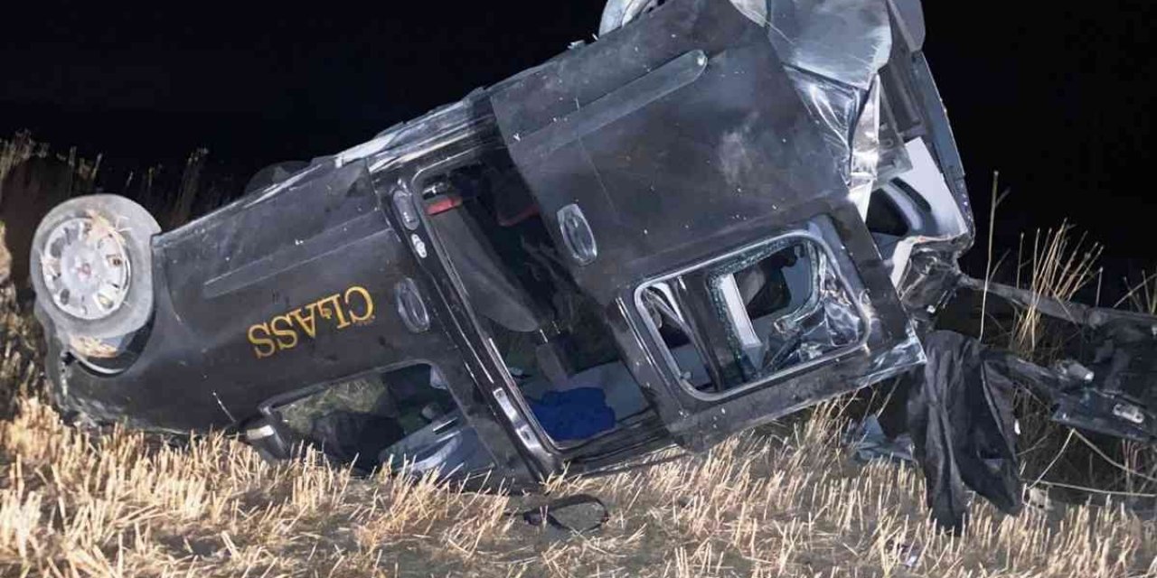 Konya’da Hafif Ticari Araç Takla Attı: 1 Yaralı