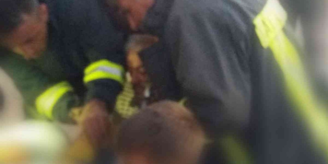 Helezon Makinesine Eli Sıkışan Çocuk Kurtarıldı