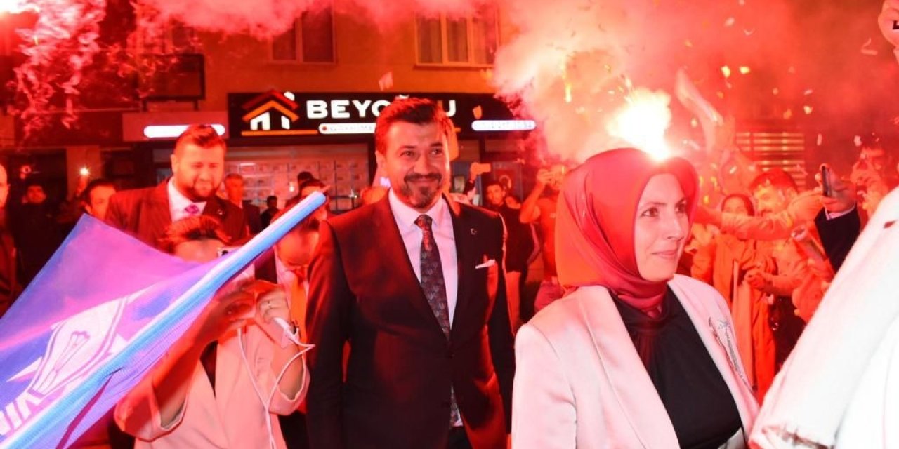 Ak Parti Tepebaşı İlçe Başkanlığı Çamlıca Mahalle Temsilciliği Açılışı