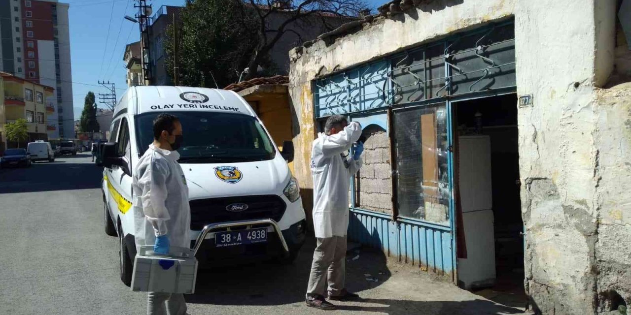 Arkalarında Bıraktıkları Delillerle Yakayı Ele Verdiler