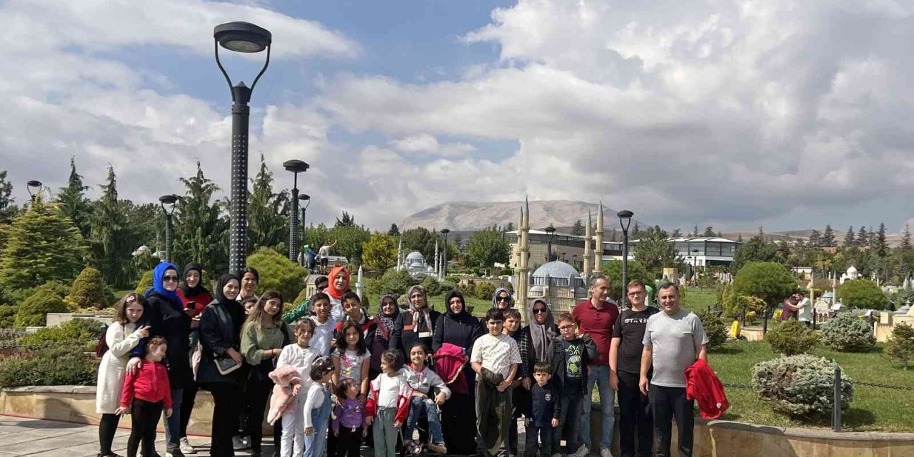 İmmün Yetmezlik Tedavisi Gören Çocuklar Gönüllerince Eğlendi