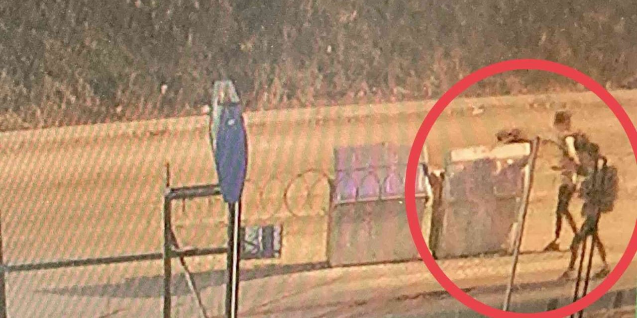 Teröristler Saldırıdan 10 Dakika Önce Kameraya Böyle Yansıdı