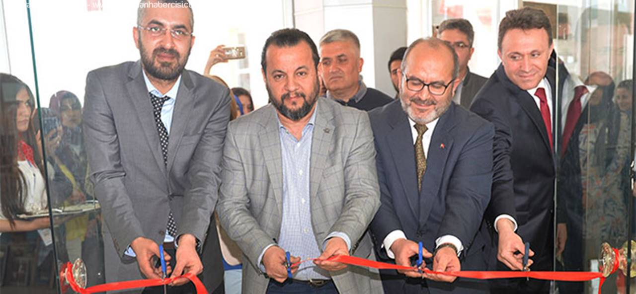 Öğrenciler Çalışmalarını Sergilediler