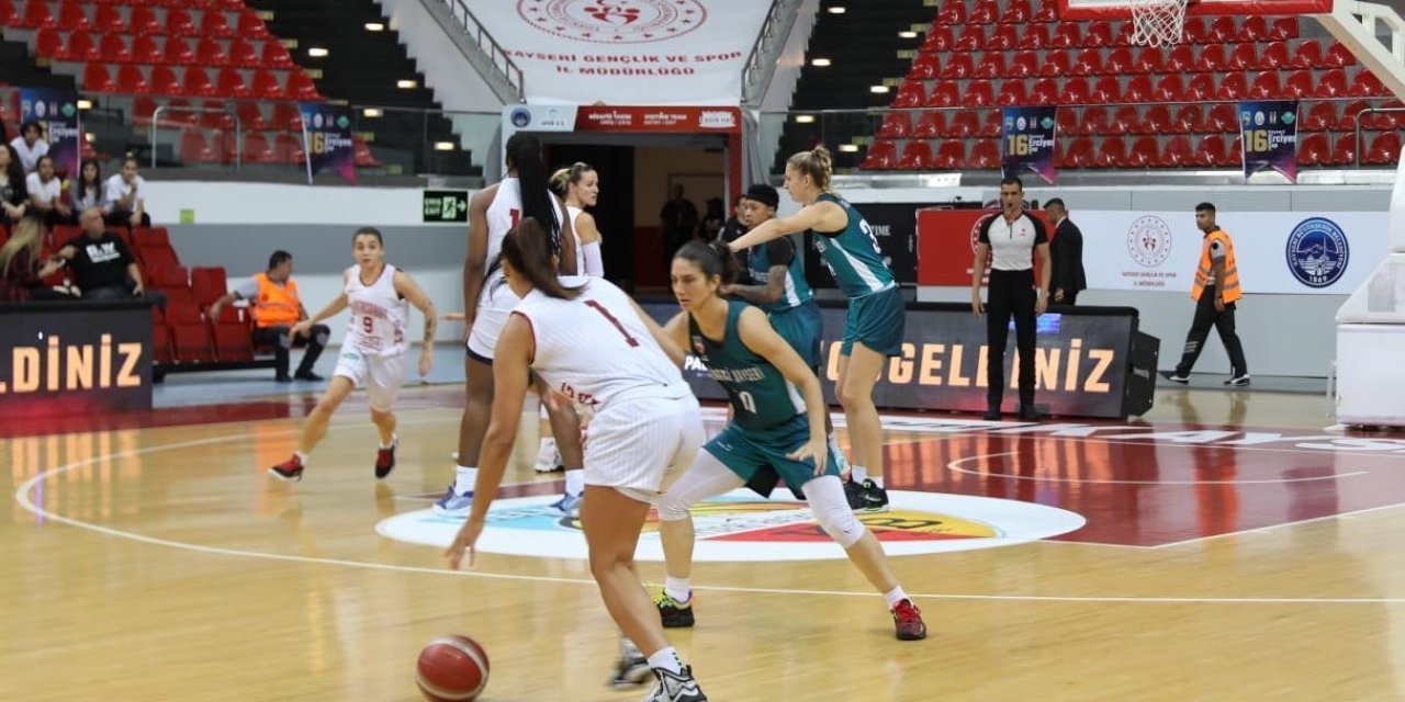 Erciyes Cup 1. Maç: Bellona Melikgazi Kayseri Basketbol: 63 - Galatasaray: 92