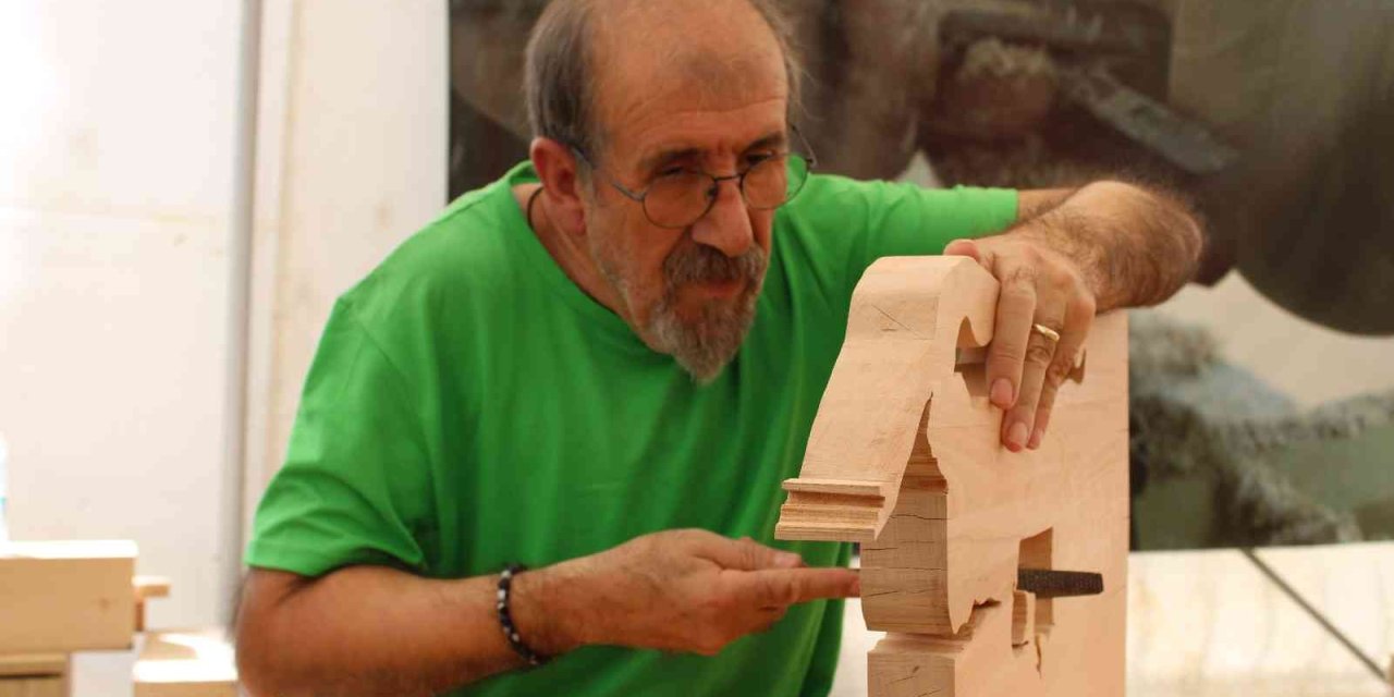 Dede Atölyesi Ona Uluslararası Sanat Eserlerinin Kapılarını Açtı