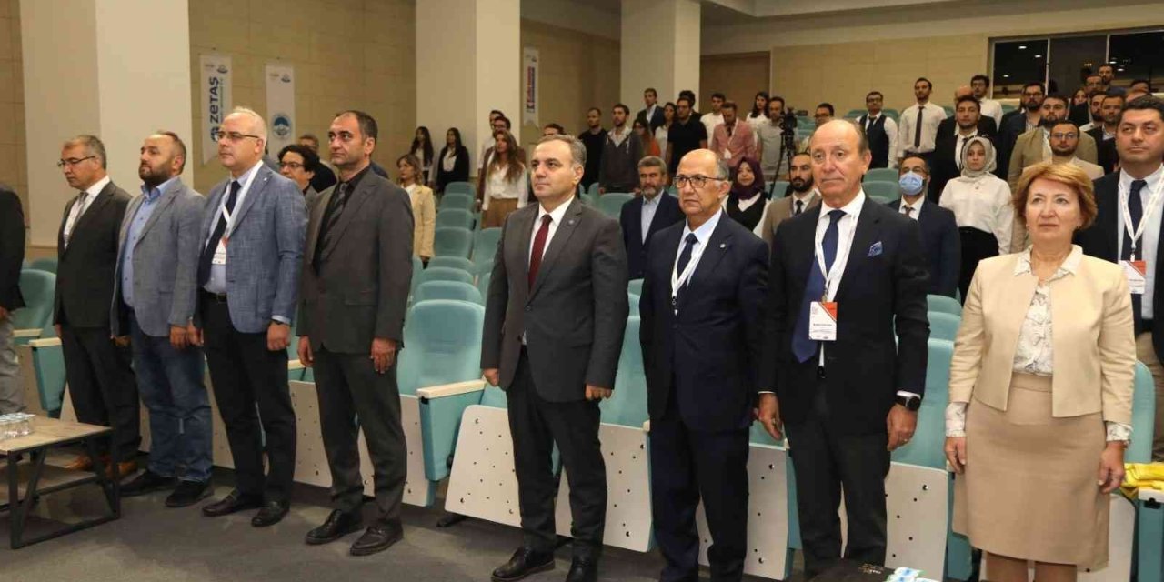 Rektör Altun: "deprem, Ülkemizin Bir Gerçeği"