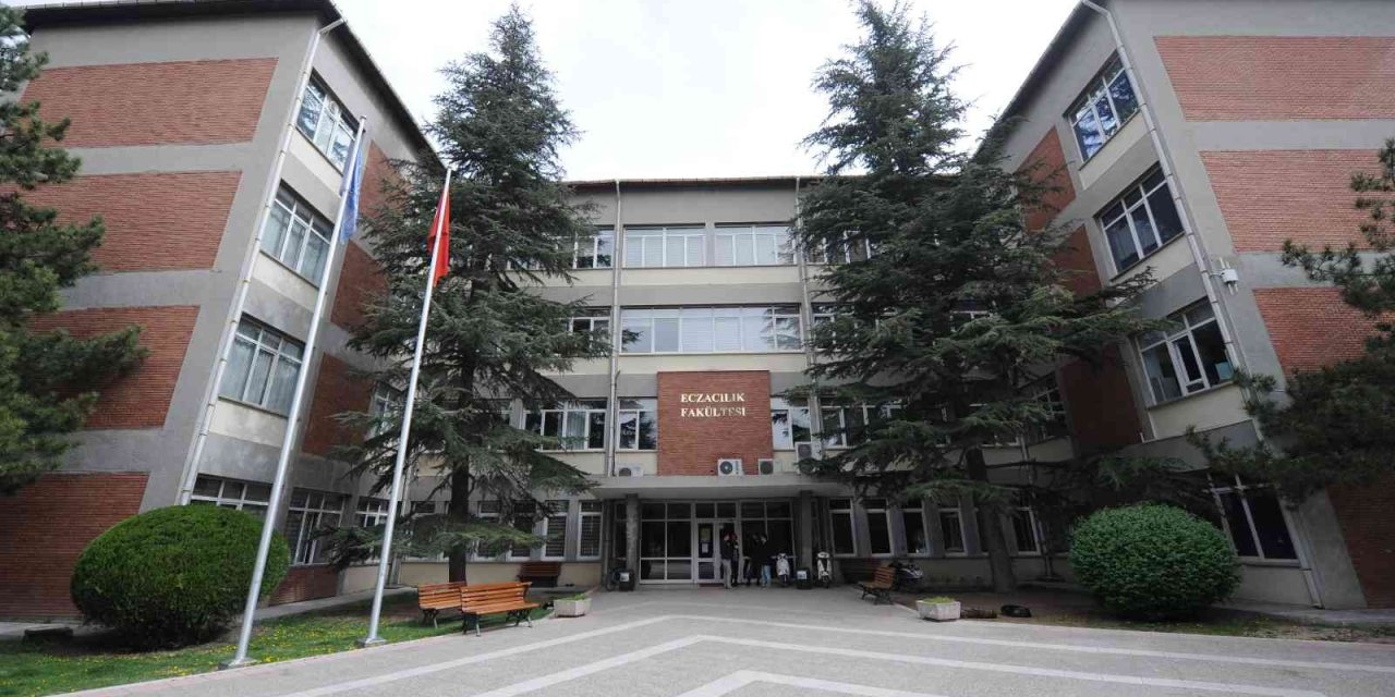 Anadolu Üniversitesi Bilim İnsanlarından Büyük Başarı