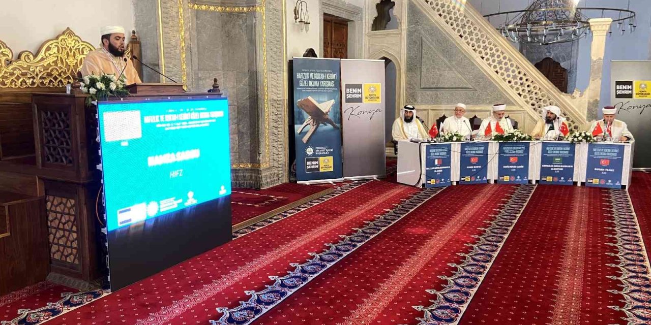 Konya’da 8. Uluslararası Hafızlık Ve Kur’an-ı Kerim’i Güzel Okuma Yarışması Başladı