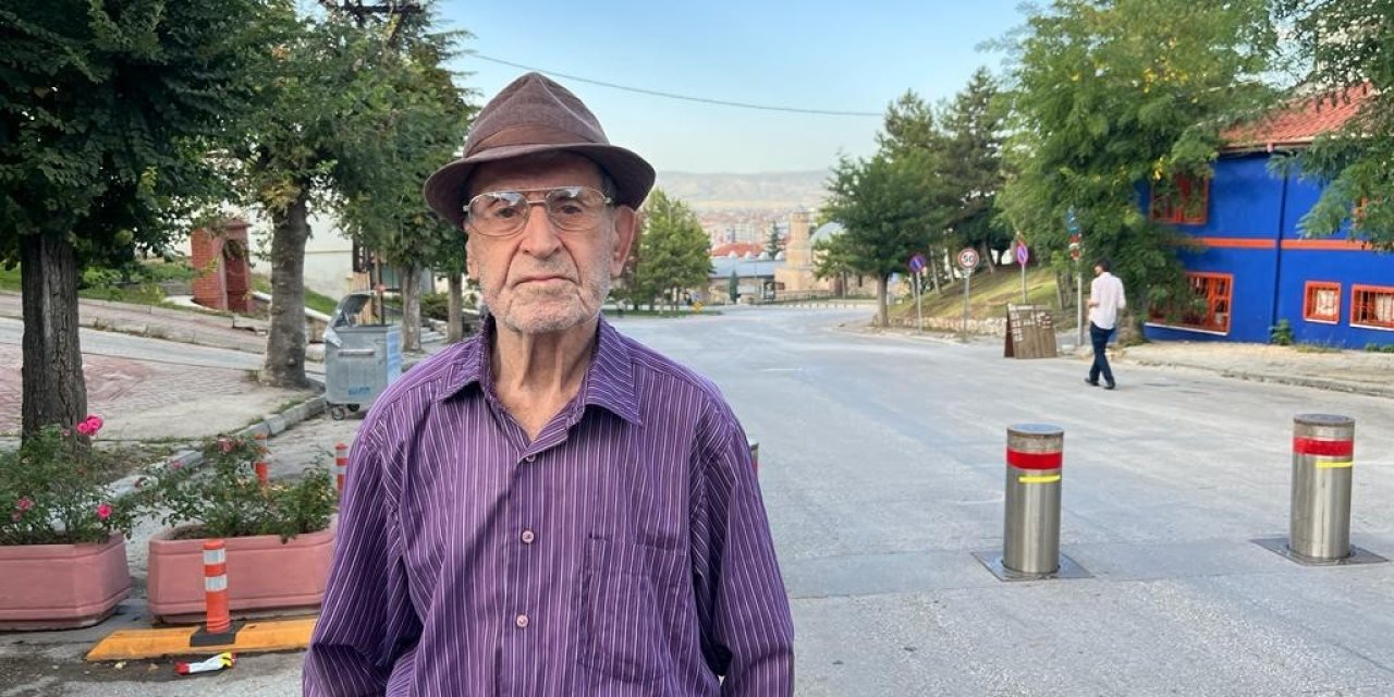 Dünya Yaşlılar Günü’nde İleri Yaştaki Vatandaşlara ‘kapalı Cadde’ Eziyeti