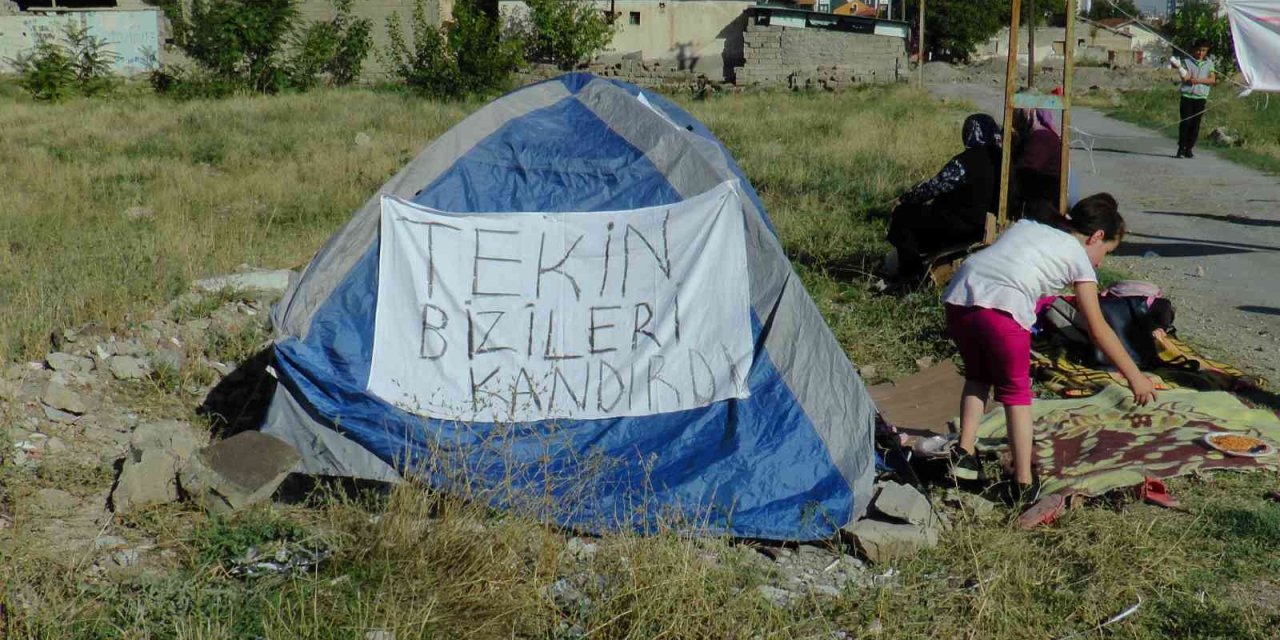 Sıfır Daire Beklerken Kalp Hastası Çocuklarıyla Çadıra Kaldı