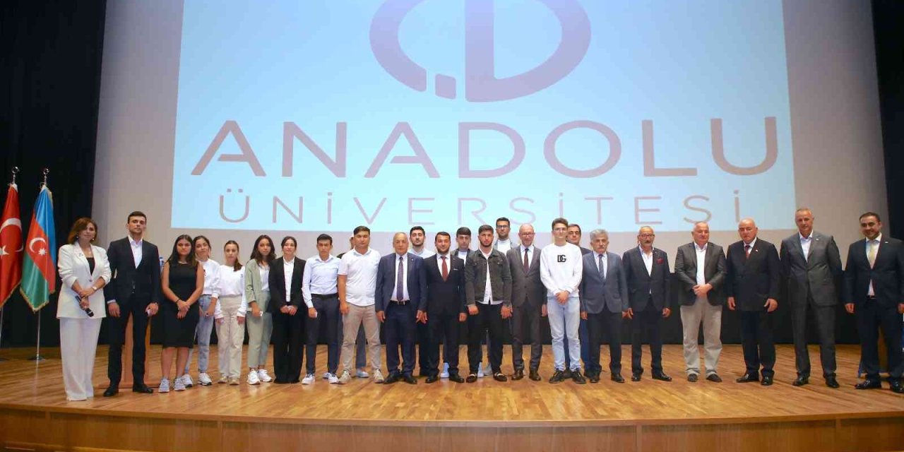 Azerbaycan Programları Yeni Akademik Yılı Bakü’de Düzenlenen Törenle Başladı