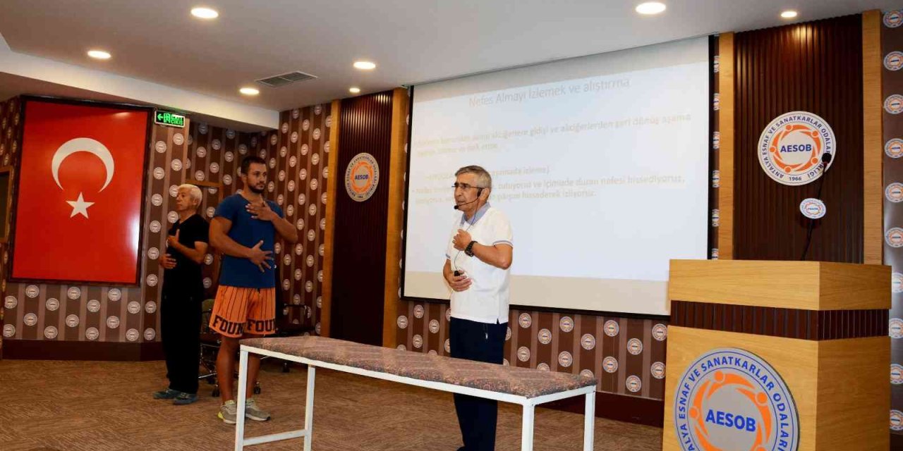 Emekliler Meclisi’nden ‘Yaşlılıkta Nefes Teknikleri’ Semineri