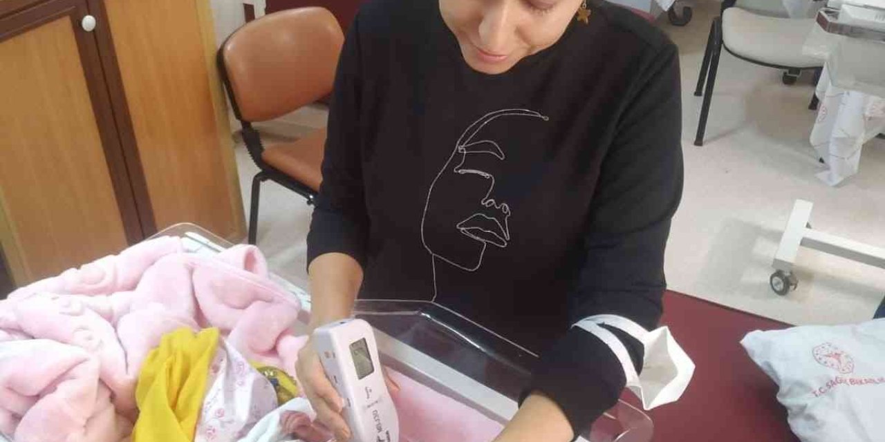 Kumluca Devlet Hastanesine Bilurubinmetre Cihazı Alındı