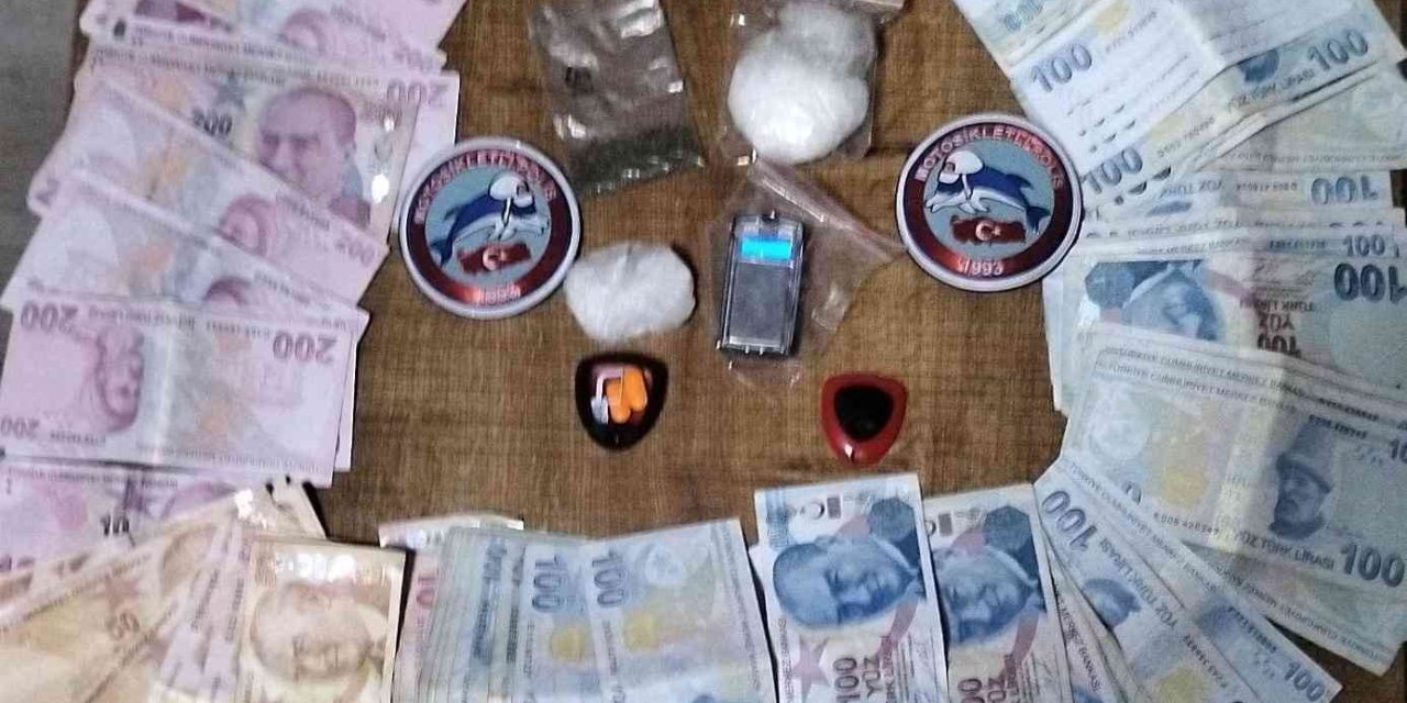Uyuşturucu Tacirleri Motosikletli Polis Timleri’nden Kaçamadı
