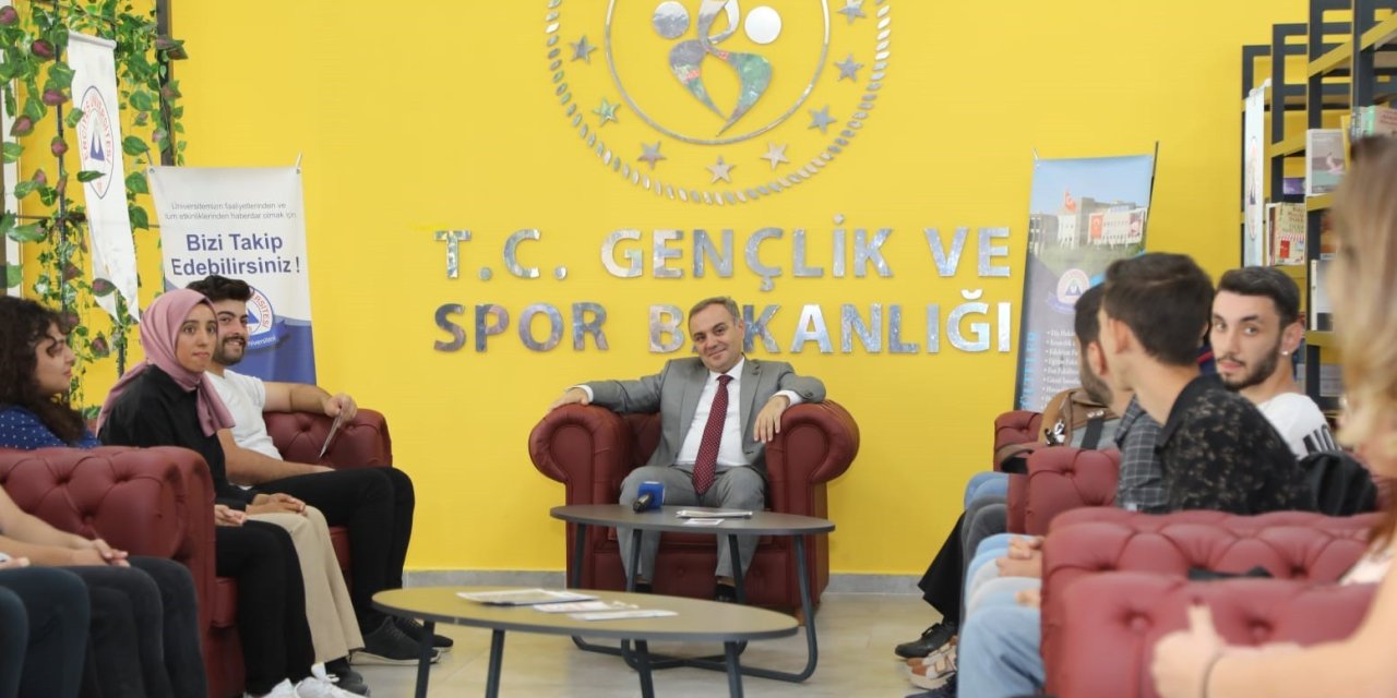 Erü’de “rektör-öğrenci Buluşması” Etkinliği Devam Ediyor