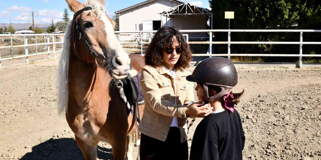 At Binme Heyecanı Tepebaşı’nda