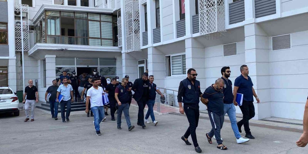 Almanların Korkulu Rüyası Çetenin 12’i Üyesi Tutuklandı