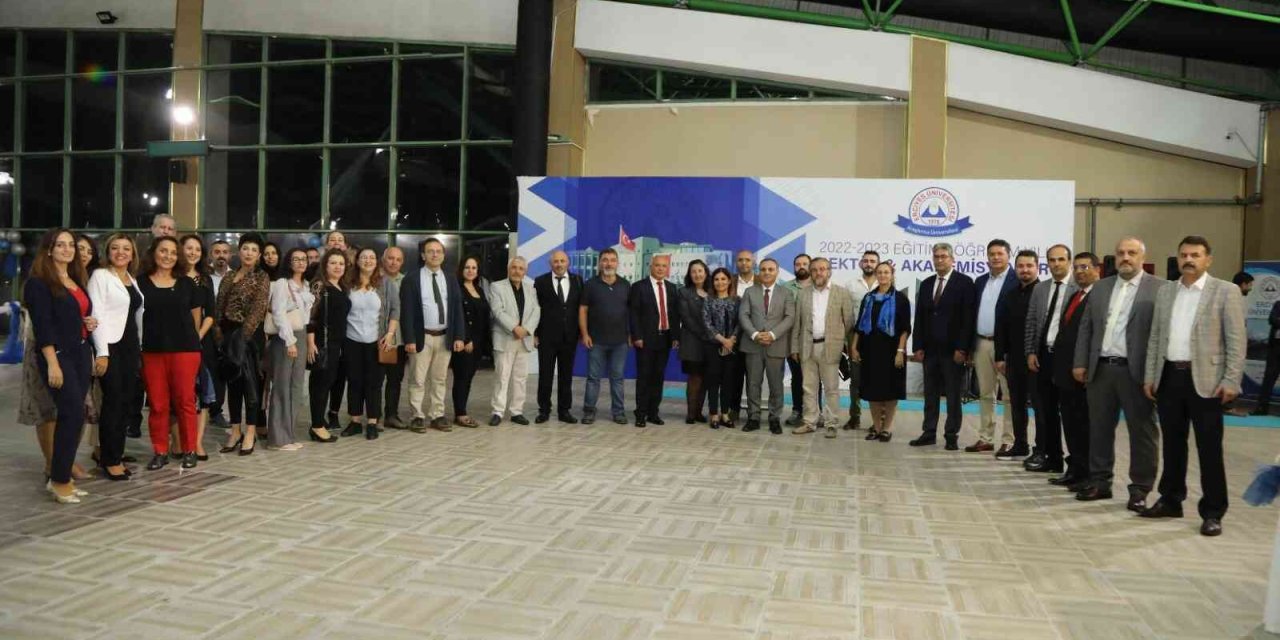 Erü Rektörü Altun, 6 Fakültenin Akademisyenleri İle Buluştu