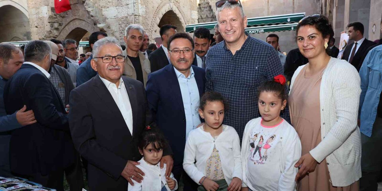 Valilik Ve Büyükşehir’den 790 Yıllık Tarihi Kervansarayda Muhteşem Konser