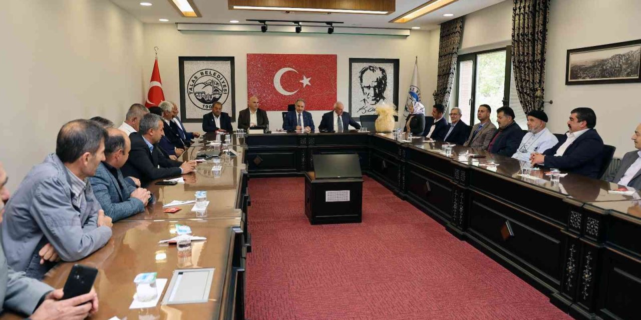 Muhtarlardan Başkan Yalçın’a Teşekkür