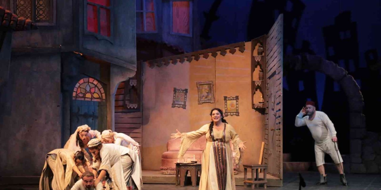 Kanlı Nigar Müzikali Antalya Dob  Sahnesinde