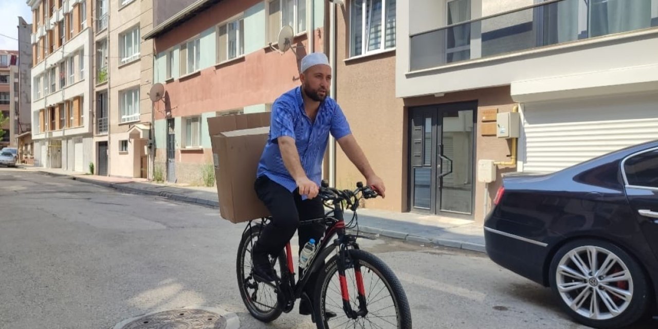 Çevirdiği Pedallarla İhtiyaç Sahibi Ailelerin Umudu Oluyor