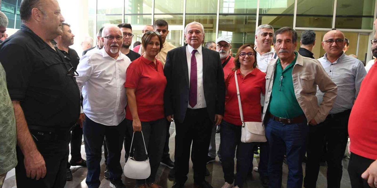 Yeniden Atso Başkanı Seçilen Çetin: "140 Yıllık Çınarın Bayrağını Daha Yukarıya Taşıyacağız"