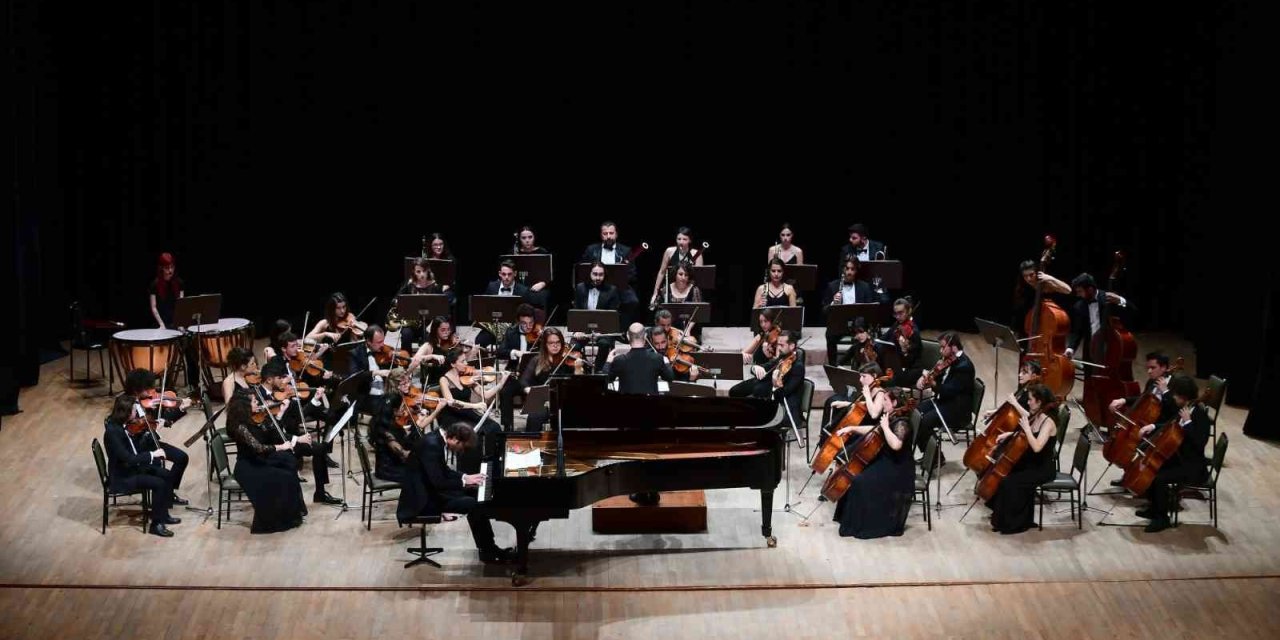 Anadolu Üniversitesi’nde 2022-2023 Akademik Yılı Açılış Konseri Gerçekleştirildi