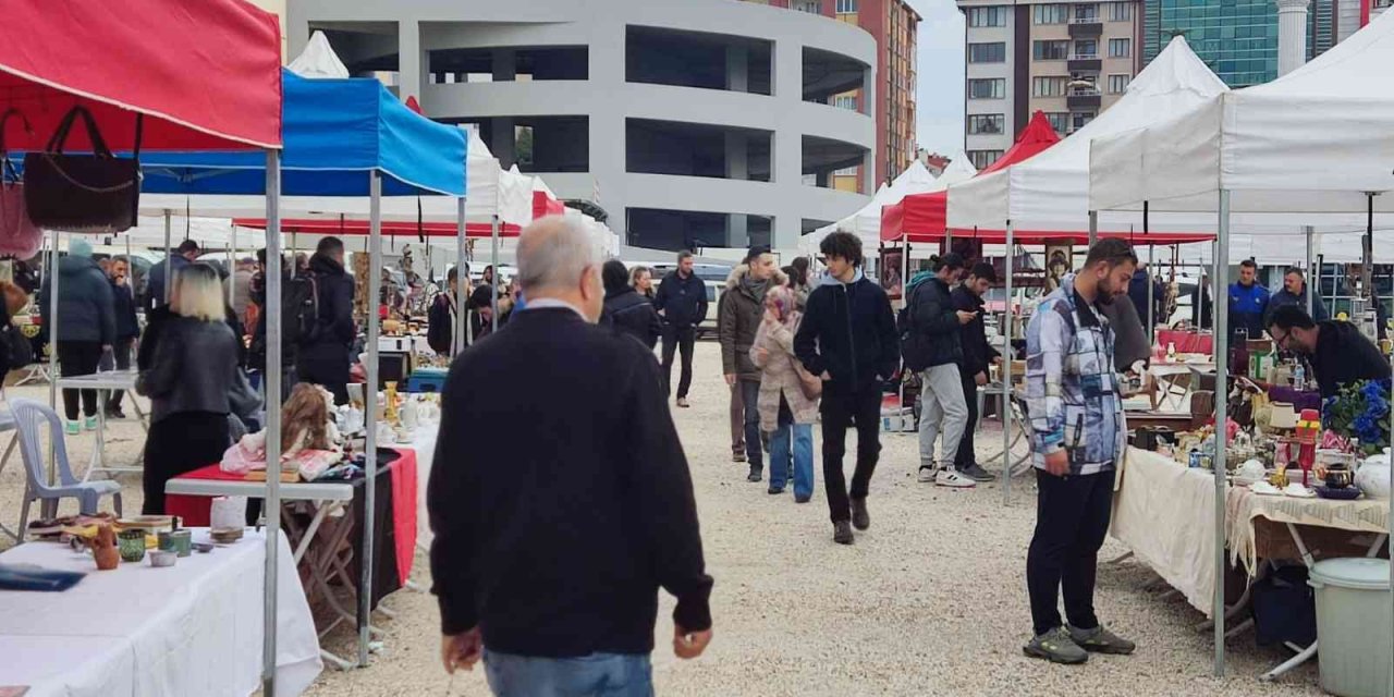 Eskişehirlilerden Antika Pazarına İlgi