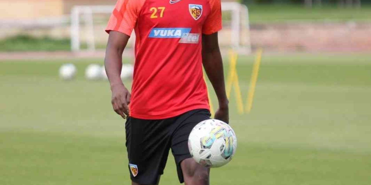 Mame Thiam Sakatlandı