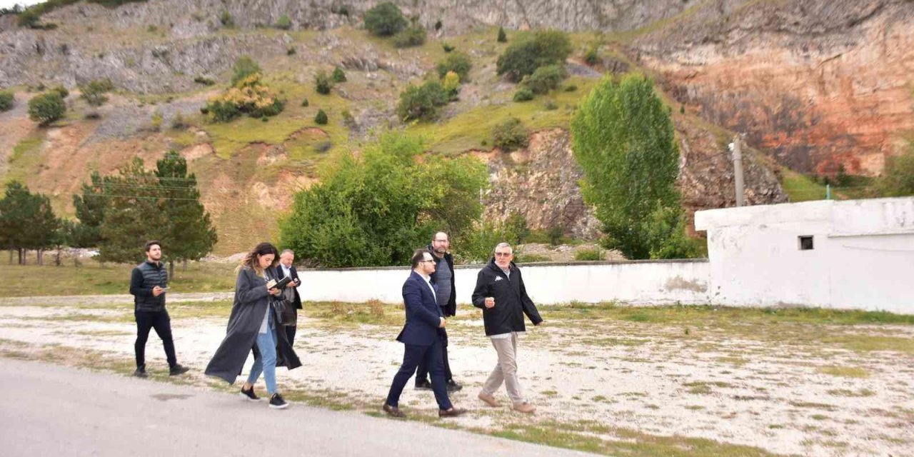 İnönü’deki Aktif Fay Hattı Jeoturizme Kazandırılacak