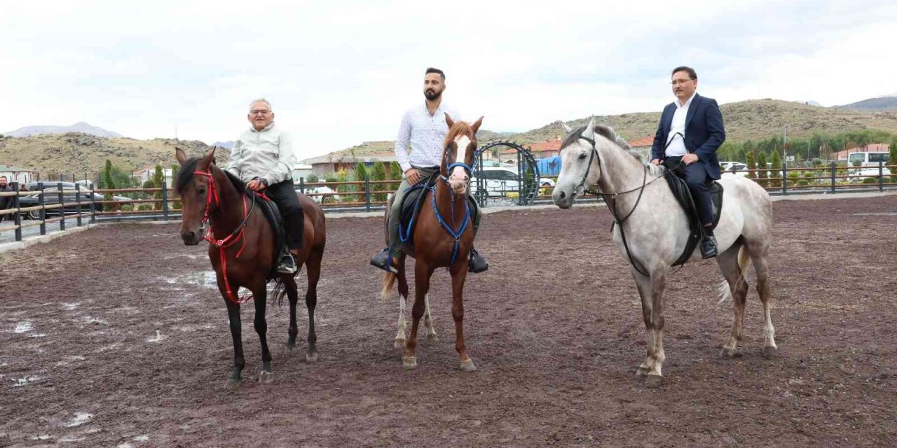 Vali Çiçek Ve Başkan Büyükkılıç’ın Turizm Rotası Bu Kez Hürmetçi Oldu