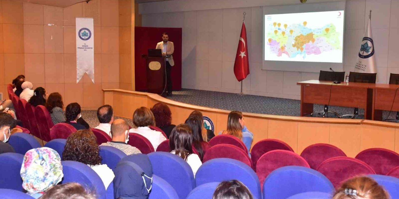 Esogü’de Kök Hücre Bağışçısı Olma Süreci Anlatıldı