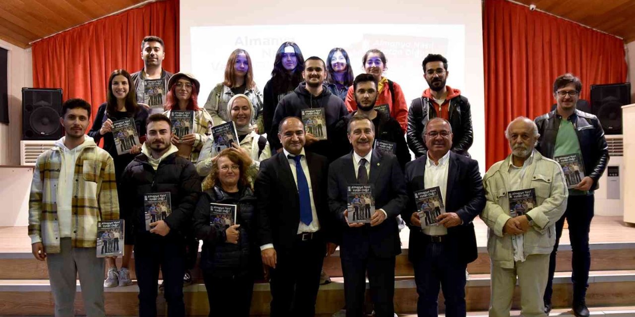 Yazar Özcan Mutlu, Eskişehirli Okurları İle Buluştu